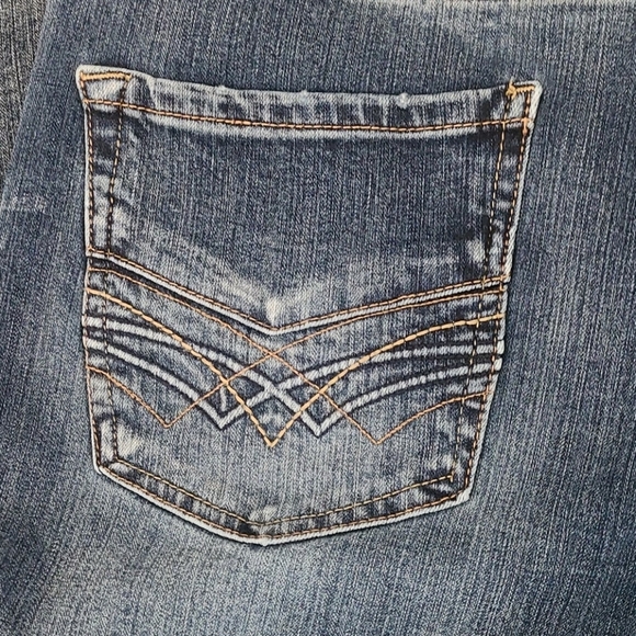 Seven7 Straight Fit Jean - Picture 5 of 6